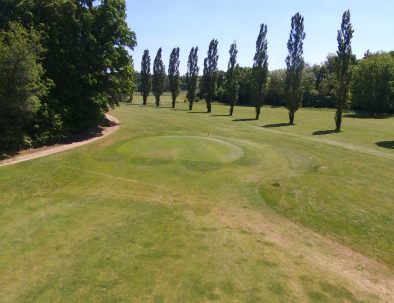 golf-toul-avrainville-vue-aerienne-trou-2-green-peupliers